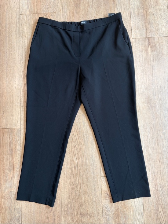 Theory Pants - Theory Black Cropped Straight Leg Dress Pants Size 14